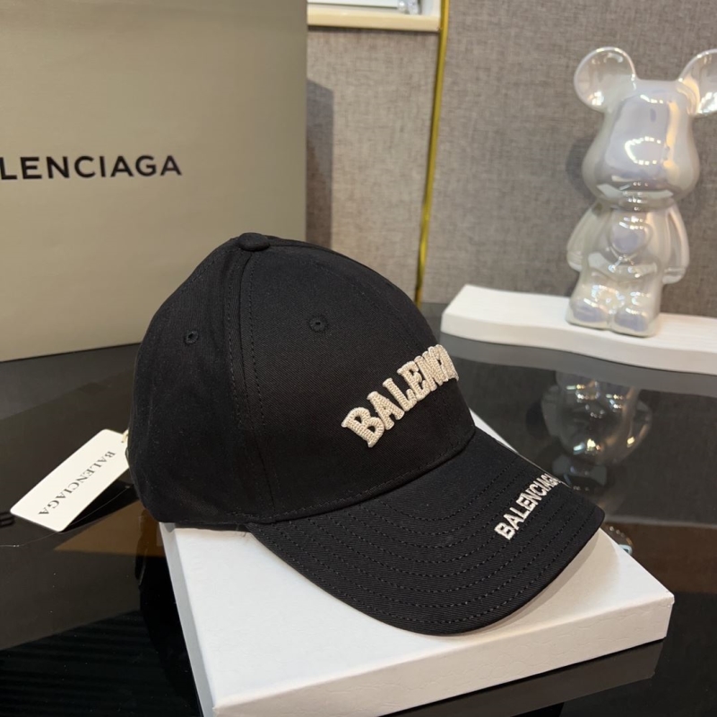 BALENCIAGA